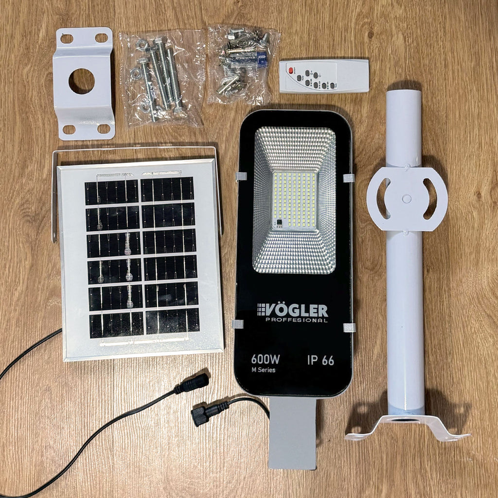 Мощна соларна лампа, сензор за здрач, дистанционно управление, Vögler Professional 600W