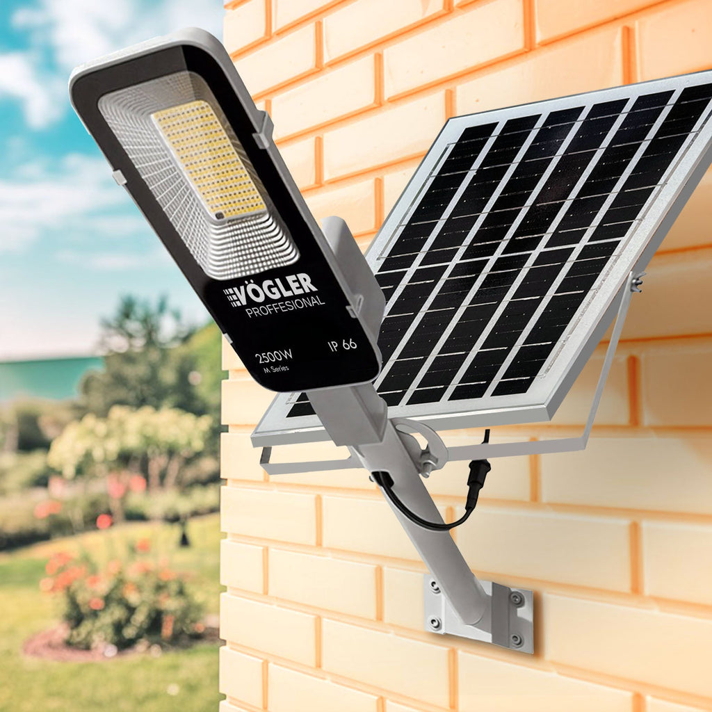 Мощна соларна лампа, сензор за здрач, дистанционно управление, Vögler Professional 2500W